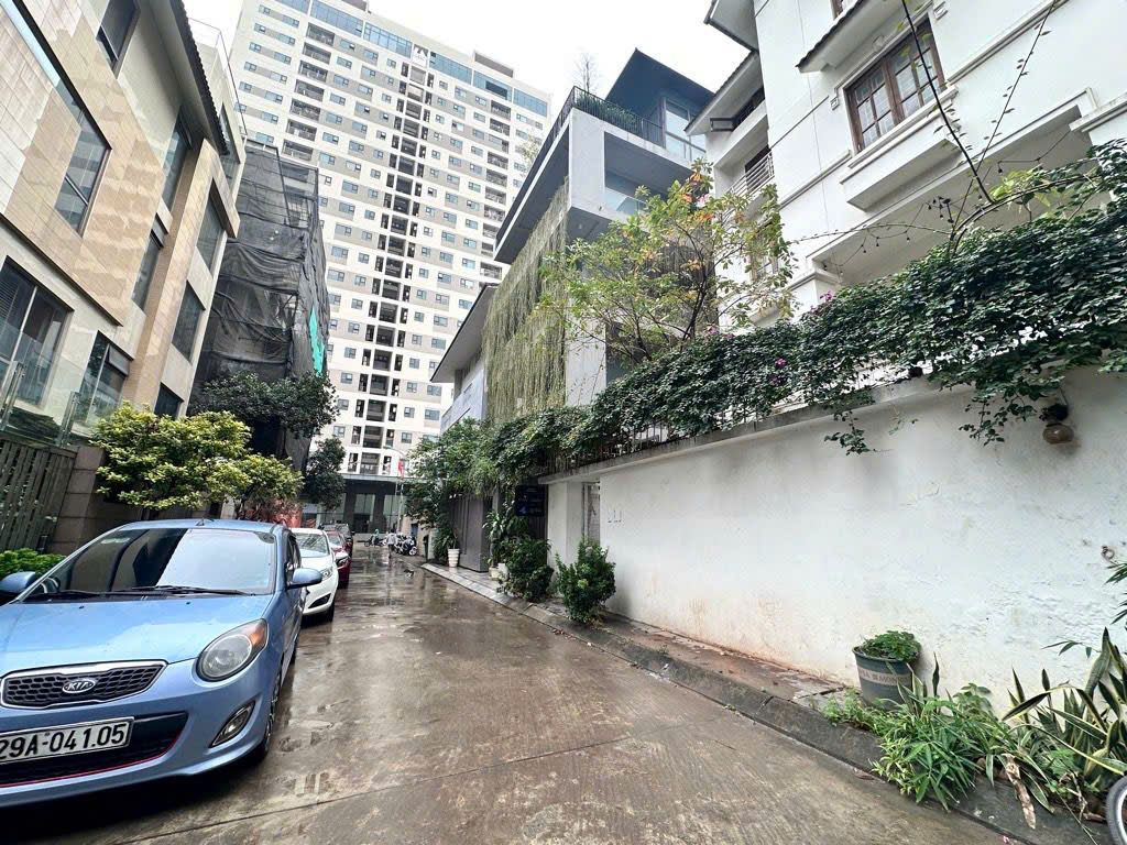 Cần bán  khu nhà ở liền kề Pakexim 1 Phú Thượng, DT 120m